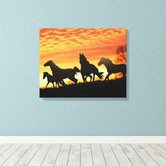 Wild Mustangs Canvas Afdruk (Insitu (Houten vloer))