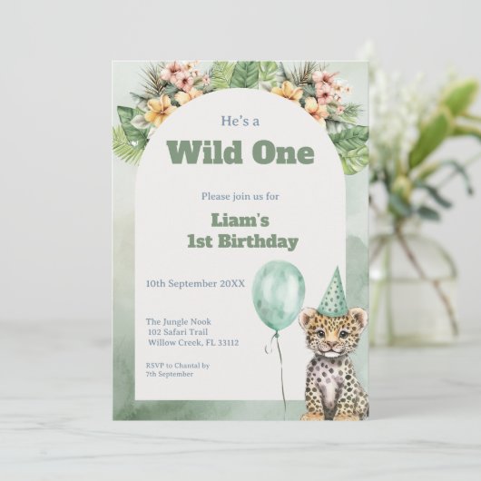Wild One Birthday Invitation • Safari Jungle Party Kaart (Staand voorkant)