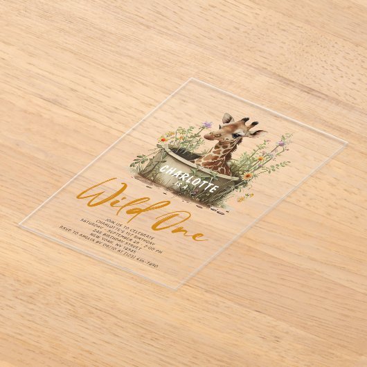 Wild One Cute Giraffe 1st Birthday Boho Animal Acryl Uitnodigingen (Laagn)