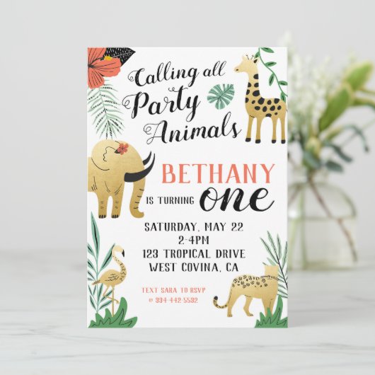 Wild One First Birthday Invitation (Debout devant)