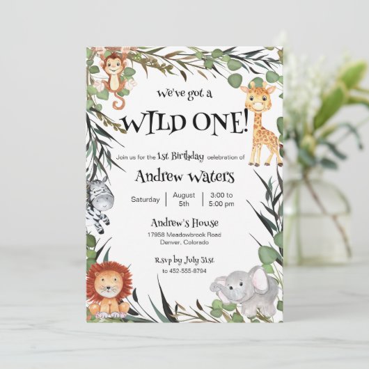 Wild One First Birthday Invitation (Debout devant)