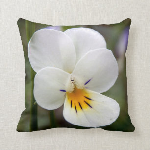 Wild Pansy Throw Cushion Kussen