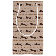 Wild Pony Galloping Horse op Tan