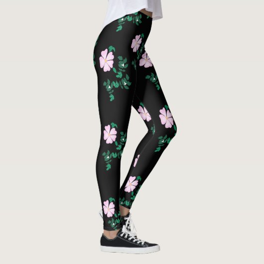 Wild Roos - Floral Pattern on Black Background Leggings (Rechts)