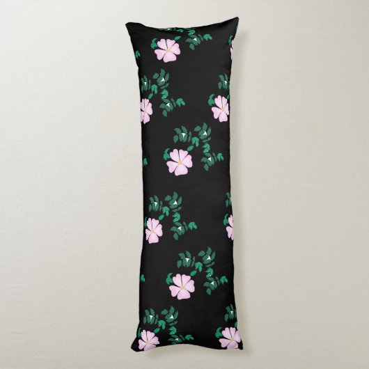 Wild Roos - Floral Pattern on Black Background Lichaamskussen (Achterkant (Verticaal))