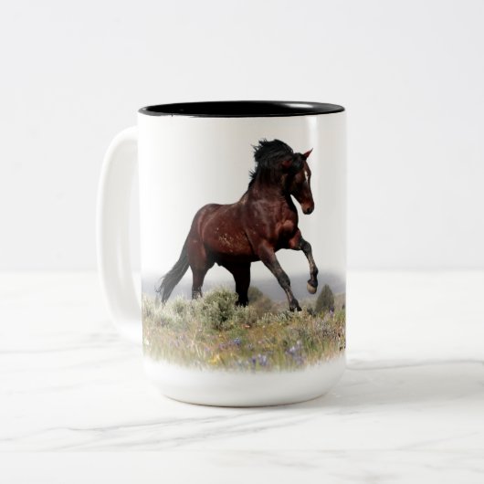 Wild Stallion Strut over deze Mok in Beverage (Voorkant links)