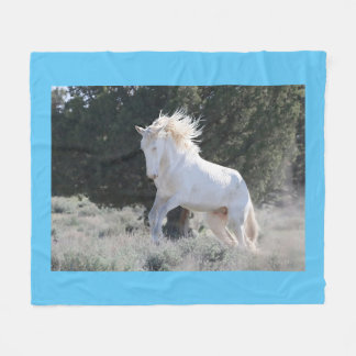 Wild Stallion Survivor Fleece Blanket Deken