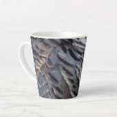 Wild Turkey Feathers II Abstract Natuur Design Latte Mok (Linkerhoek)