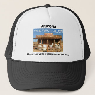WILD WEST SALOON, ARIZONA, controleer je Pistolen  Trucker Pet