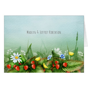 Wilde aardbeien in een weide blauwe lucht land