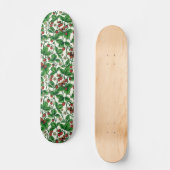 Wilde aardbeien op gebroken wit skateboard (Voorkant)