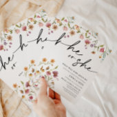 Wilde bloem Hij of zij maakt uitnodiging bekend