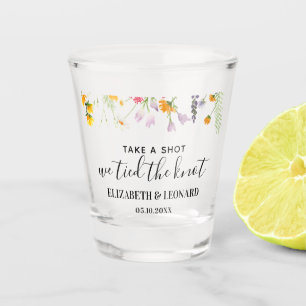 Wilde bloemen bruiloft wil een kans maken shot glas