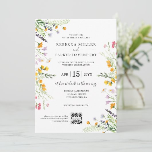 Wilde bloemen lente moderne QR-code voor bruiloft Kaart (Staand voorkant)