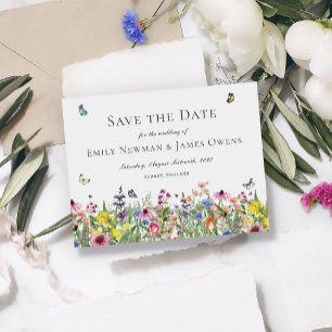Wilde bloemen met Butterflies Sla de datum op Briefkaart