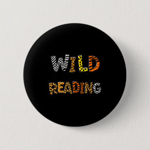 Wilde lezende kinderen die boeken lezen en boekenw ronde button 5,7 cm