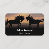Wilde paarden dansen silhouet