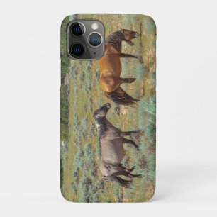 Wilde paarden grazen iPhone 11 pro hoesje