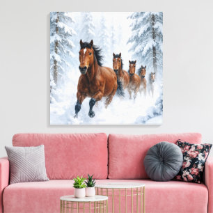 Wilde paarden rennen door een besneeuwd bos canvas afdruk