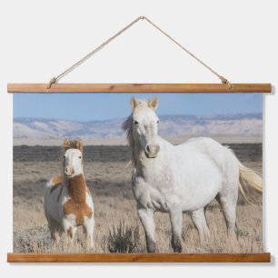 Wilde paarden thuis in het Sandwash-bekken Hangend Wandkleed