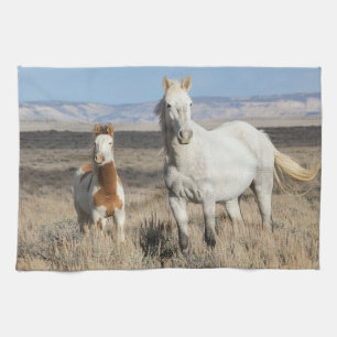 Wilde paarden thuis in het Sandwash-bekken Theedoek