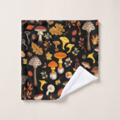 Wilde paddenstoelen op zwart bad handdoek (Wasdoekje)