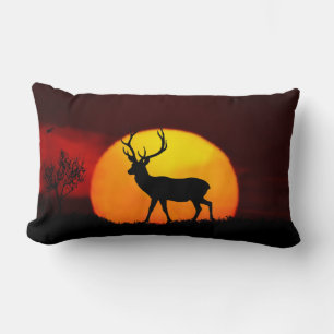 Wilde rendier silhouet & zonsopgang in een jungle kussen