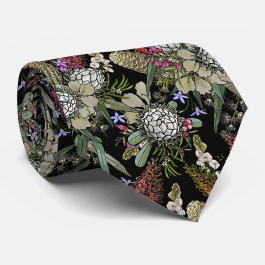 Wilde Struik Bloemenboeket - Protea & Grevillea Stropdas (Opgerold)