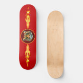 Wilde tijger, vlammen op rood skateboard (Voorkant)