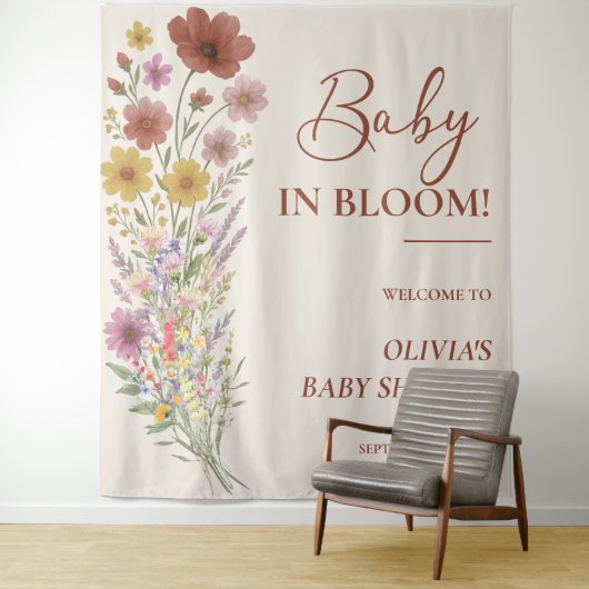 Wildflower Baby in Bloom Floral Boho Baby shower Wandkleed (In situ)
