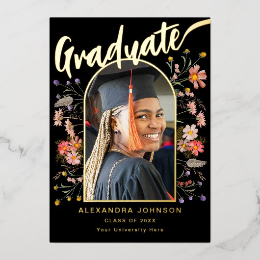 Wildflower Boho Chic Afstuderen Photo Script Gold Folie Uitnodiging (Voorkant)