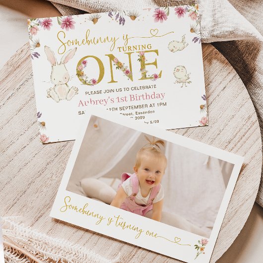 Wildflower foto een konijntje 1e verjaardag kaart