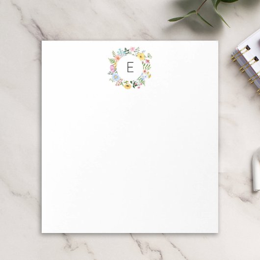 Wildflower krans gepersonaliseerd monogram notitieblok