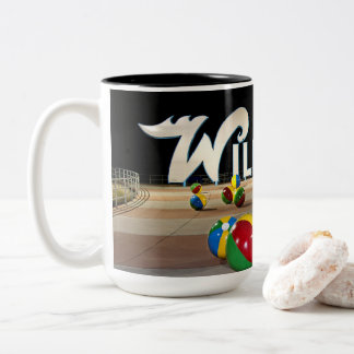 Wildwood's Sign on the Boardwalk in Wildwood NJ Tweekleurige Koffiemok