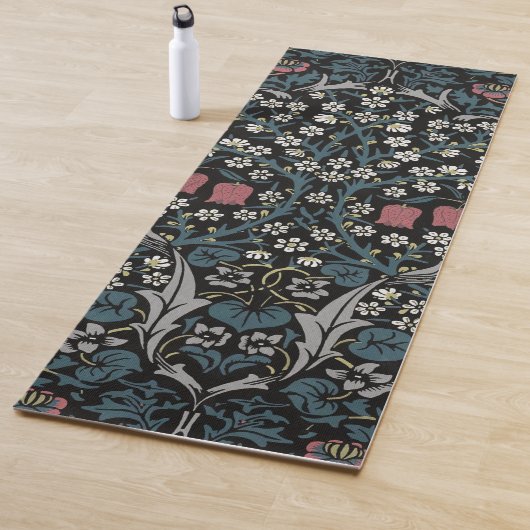 William Morris Blackthorn Floral Art Yogamat (In situ)