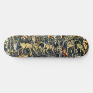 William Morris Herten en Schilden in een Weelderig Skateboard