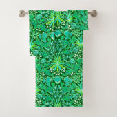 William Morris Hyacinth Print, Emerald Green Bad Handdoek (Insitu)