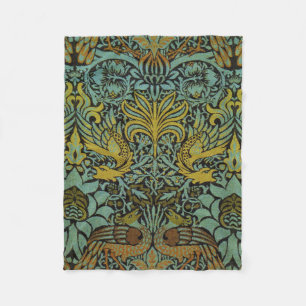 William Morris Peacock Dragon Wallpaper Fleece Deken