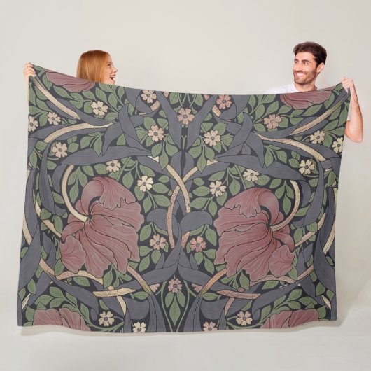 William Morris Pimpernel  Pattern Fleece Bl Deken (In situ)