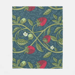 William Morris Style Strawberry Floral Pattern Fleece Deken