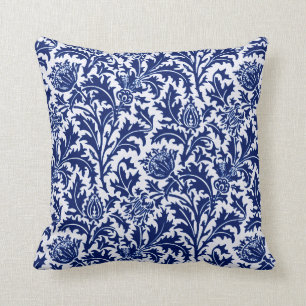 William Morris Thistle Damask, Cobalt Blue en Whit Kussen