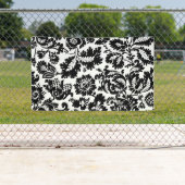 William Morris Venetian Damask Brocade Spandoek (Insitu)