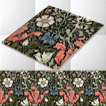 William Morris Vintage Compton modèle floral<br><div class="desc">Il s'agit d'une numériquement impression améliorée dérivée d'un modèle floral Compton antique par la société fondée par William Morris. William Morris était un poète de l'époque victorienne, romancier, designer textile et une figure importante du British Arts and Crafts Movement. Ses créations avaient une esthétique d'inspiration médiévale et le respect de...</div>