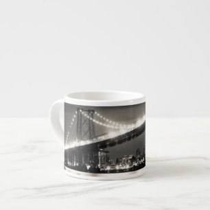 Williamsburg brug in New York City 's nachts Espresso Kop