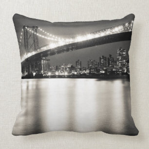 Williamsburg brug in New York City 's nachts Kussen