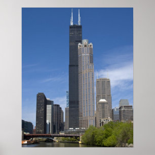 Willis Tower (voorheen de Sears Tower) looms Poster