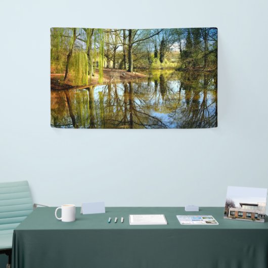 Willow Pond Water Reflection Spandoek (Beurs)