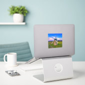 Windmill Blue Sky Sticker (Laptop op bureau)