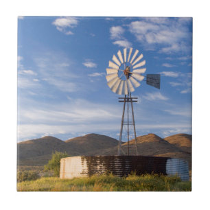 Windmolen En Dam In De Karoo Bij Zonsopgang Tegeltje