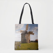 Windmolen in groen veld en witte wolken en blauwe  draagtas (Voorkant)
